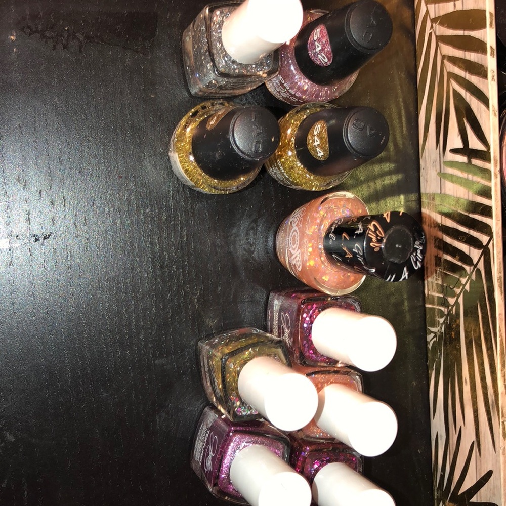 Nail polish lot
